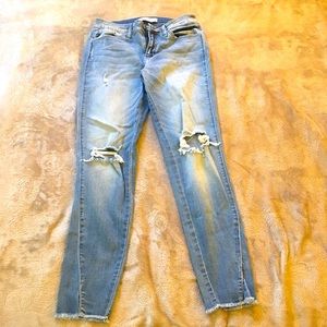 KanCan skinny light blue jeans Size 7 (27 waist)